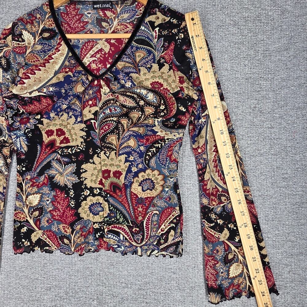 WET SEAL WOMEN'S FLORAL PAISLEY V‑NECK BLOUSE – MULTICOLOR – SIZE MEDIUM - Picture 11 of 13